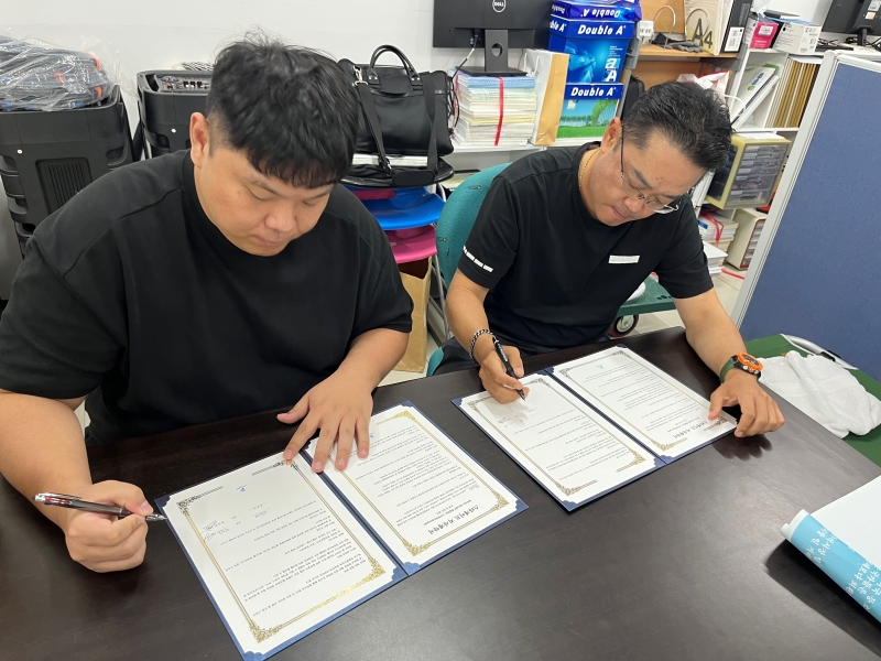 e1f0330a5e3d9f06667ba4f653412001_1761891534_7522.jpg e1f0330a5e3d9f06667ba4f653412001_1761891534_7522.jpg